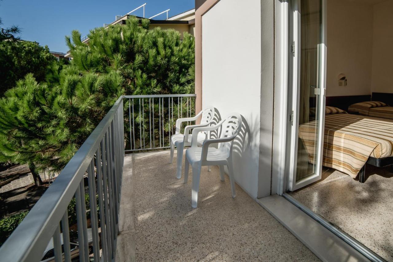 Hotel Sayonara Milano Marittima Eksteriør billede