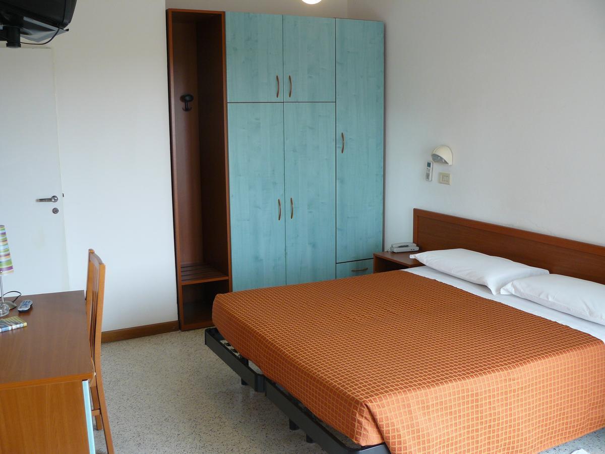Hotel Sayonara Milano Marittima Eksteriør billede