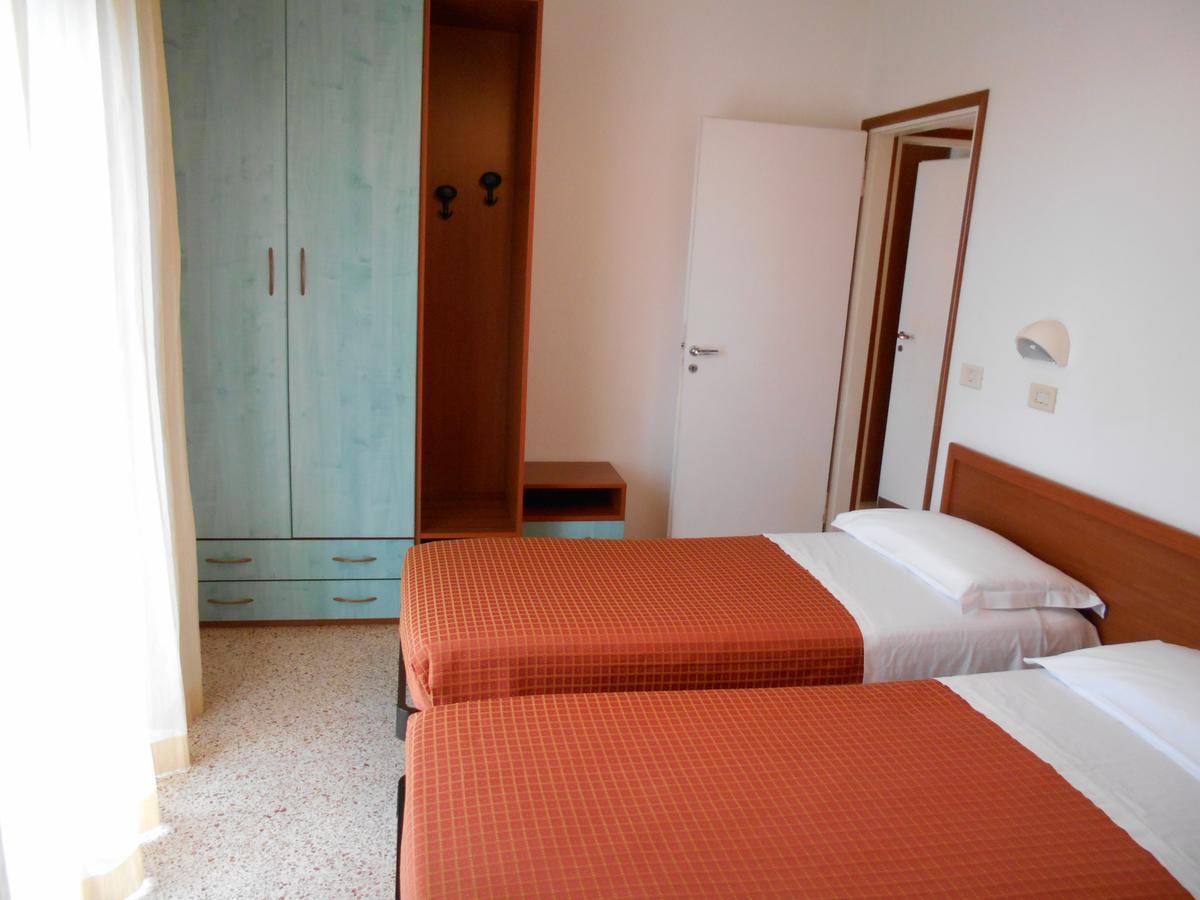 Hotel Sayonara Milano Marittima Eksteriør billede