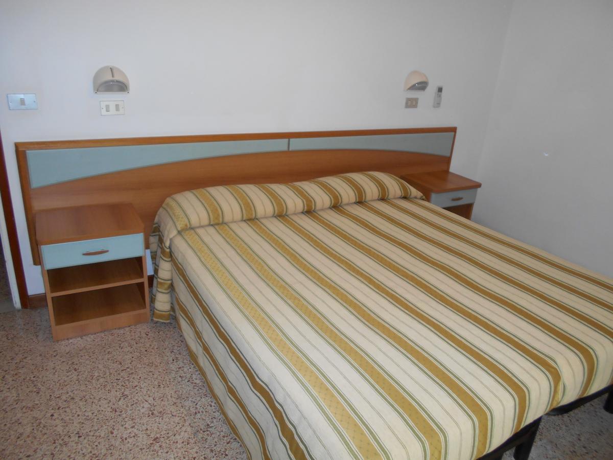 Hotel Sayonara Milano Marittima Eksteriør billede
