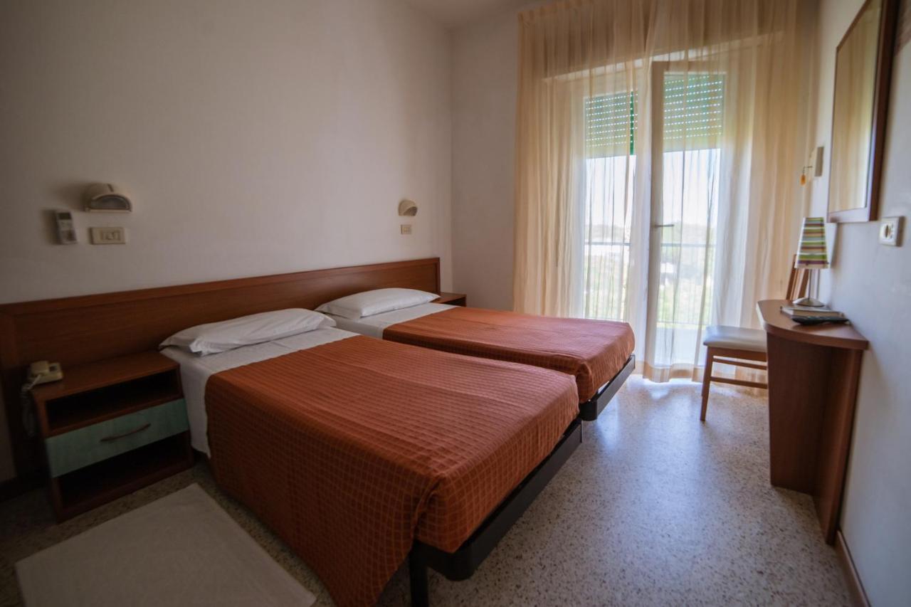 Hotel Sayonara Milano Marittima Eksteriør billede