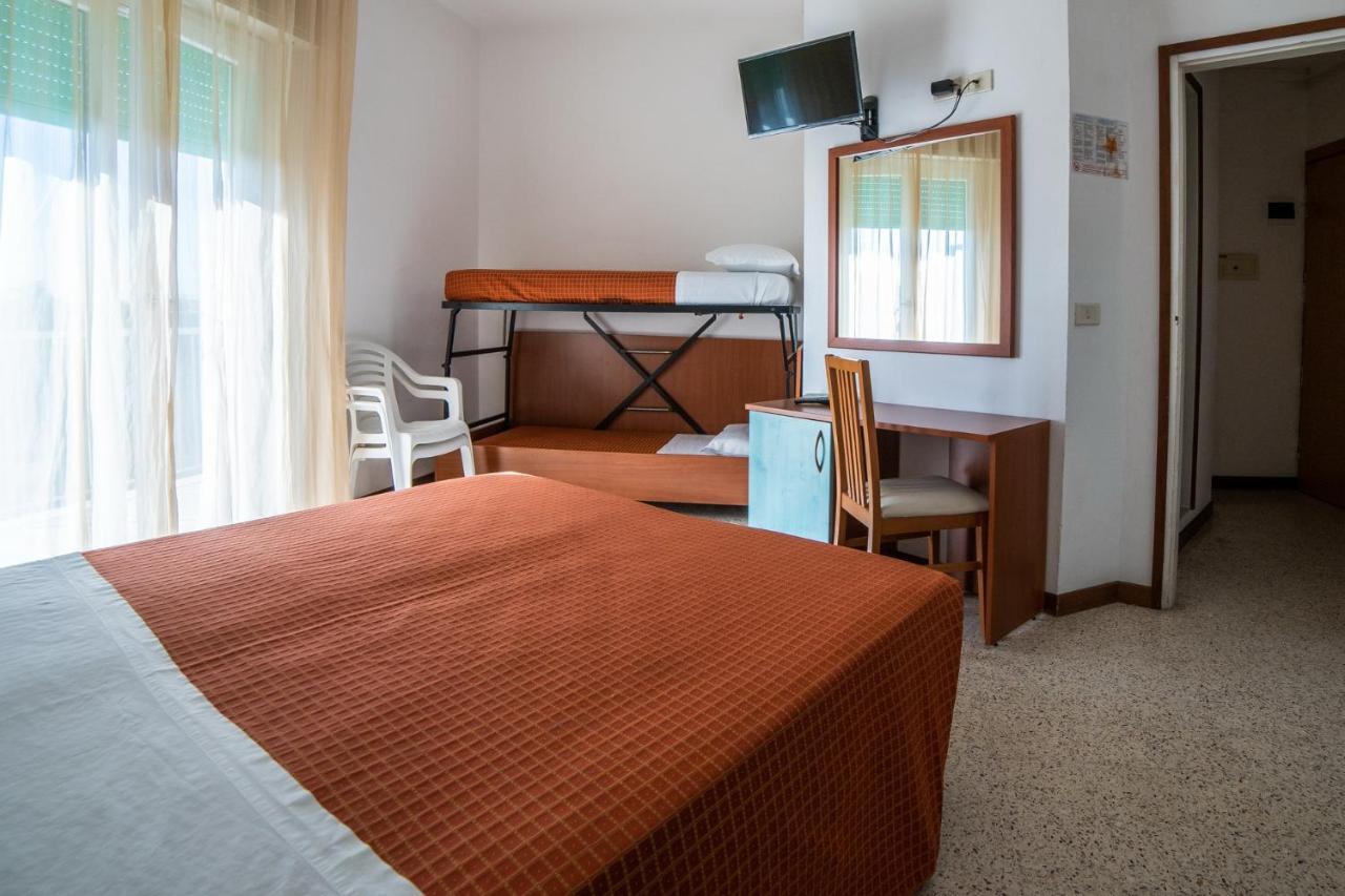 Hotel Sayonara Milano Marittima Eksteriør billede