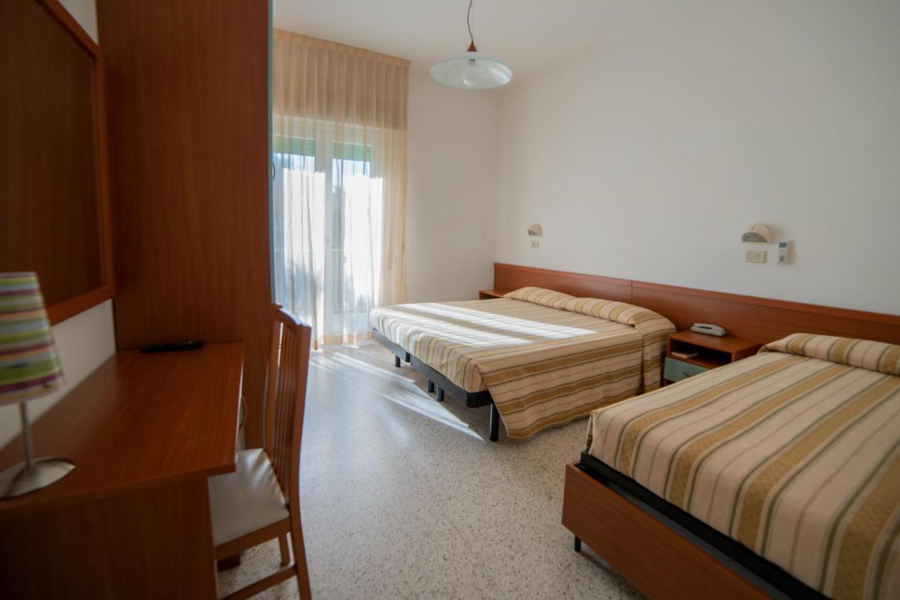 Hotel Sayonara Milano Marittima Eksteriør billede