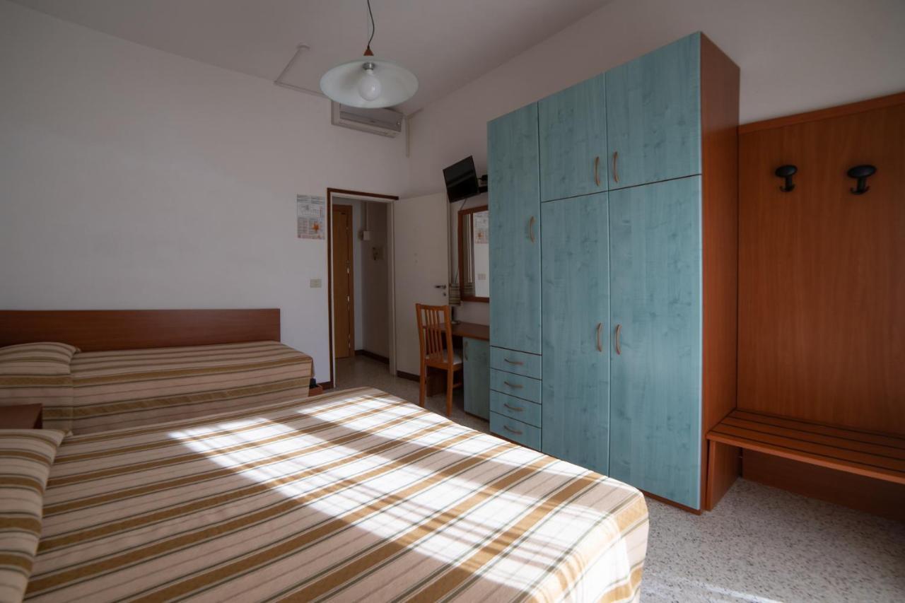 Hotel Sayonara Milano Marittima Eksteriør billede