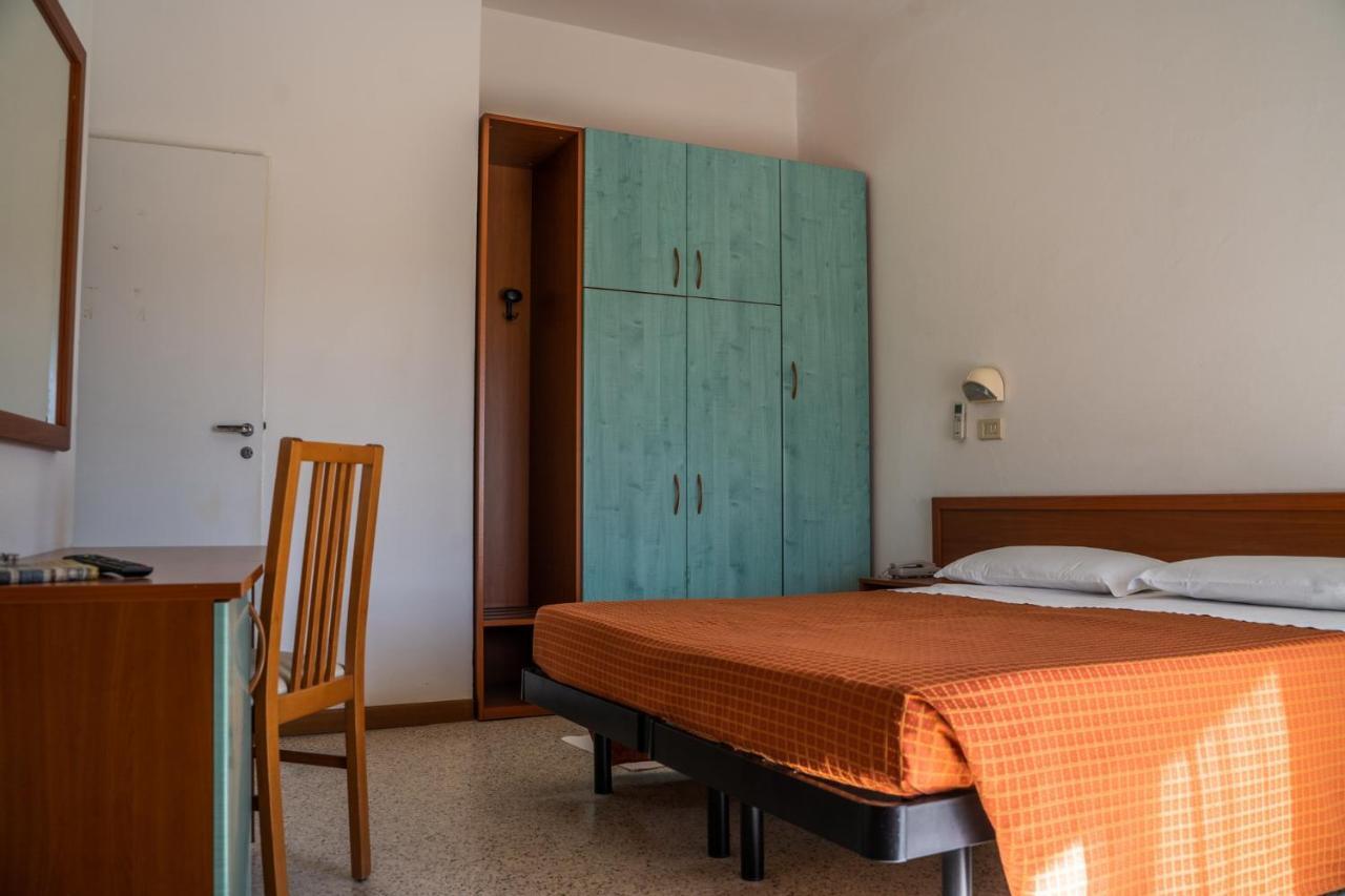 Hotel Sayonara Milano Marittima Eksteriør billede