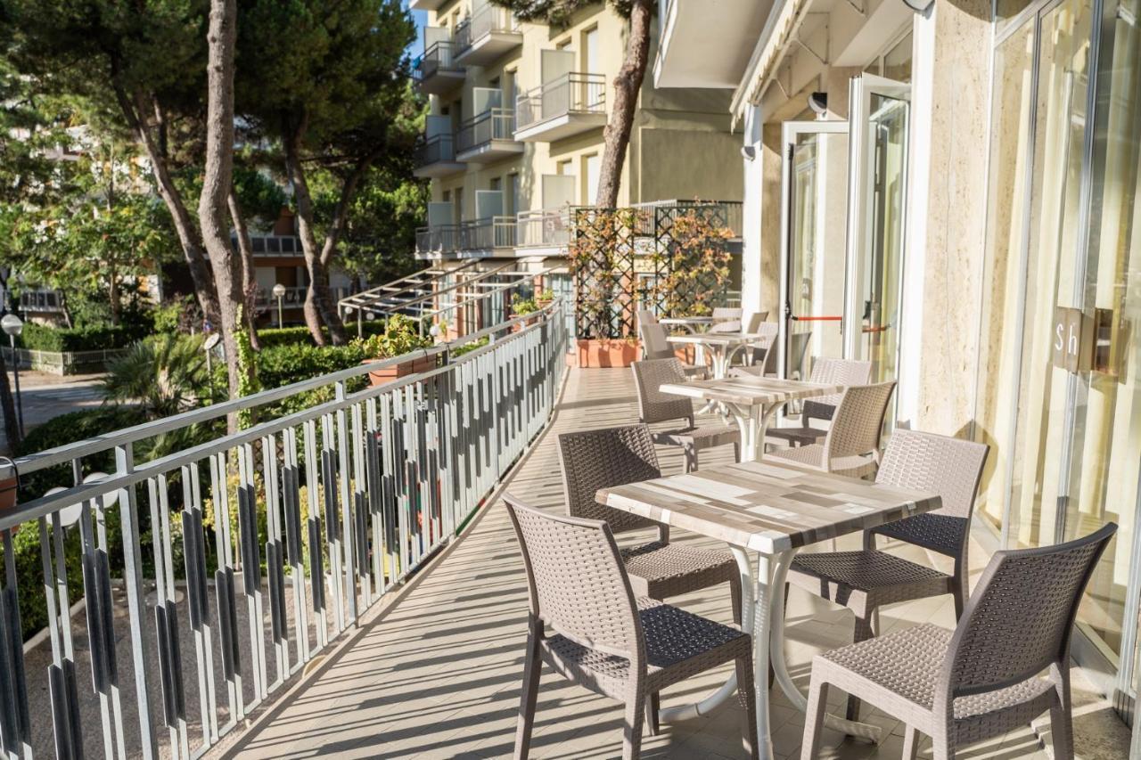 Hotel Sayonara Milano Marittima Eksteriør billede